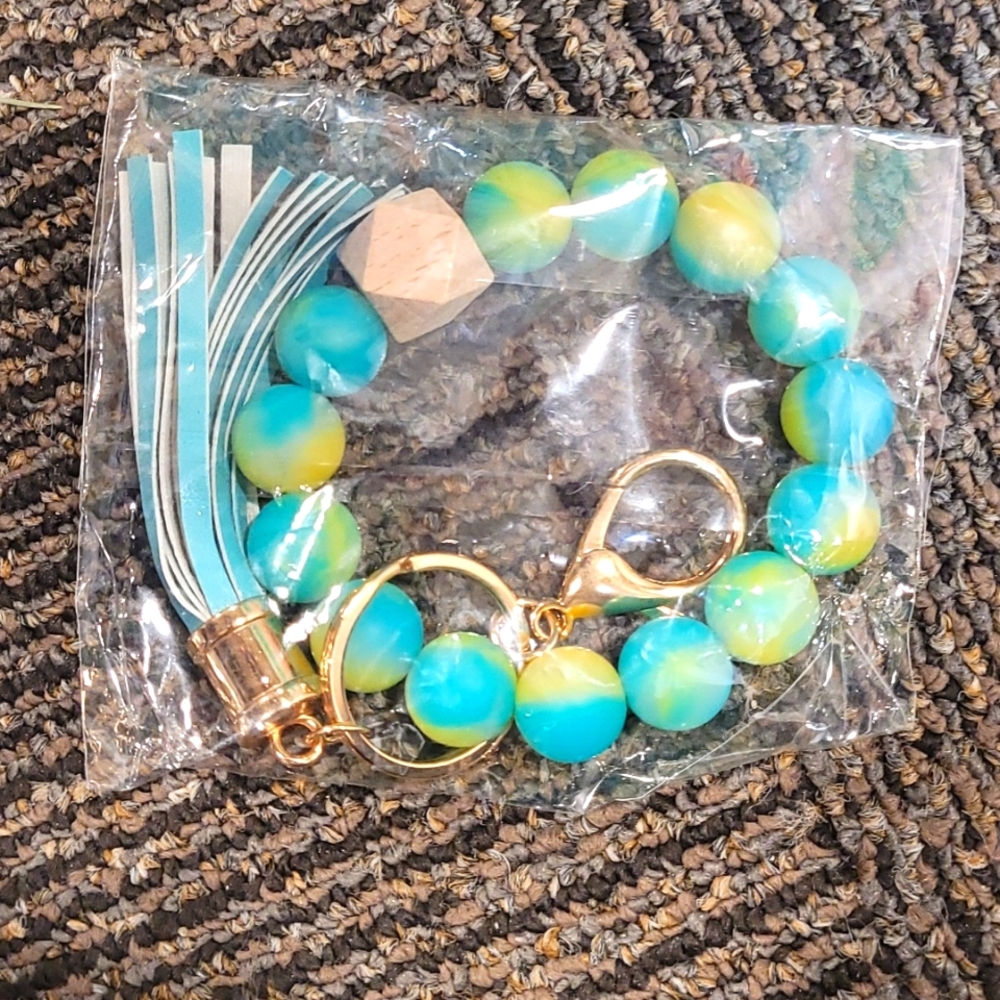 Keychain Wristlet - Picture 2 of 3